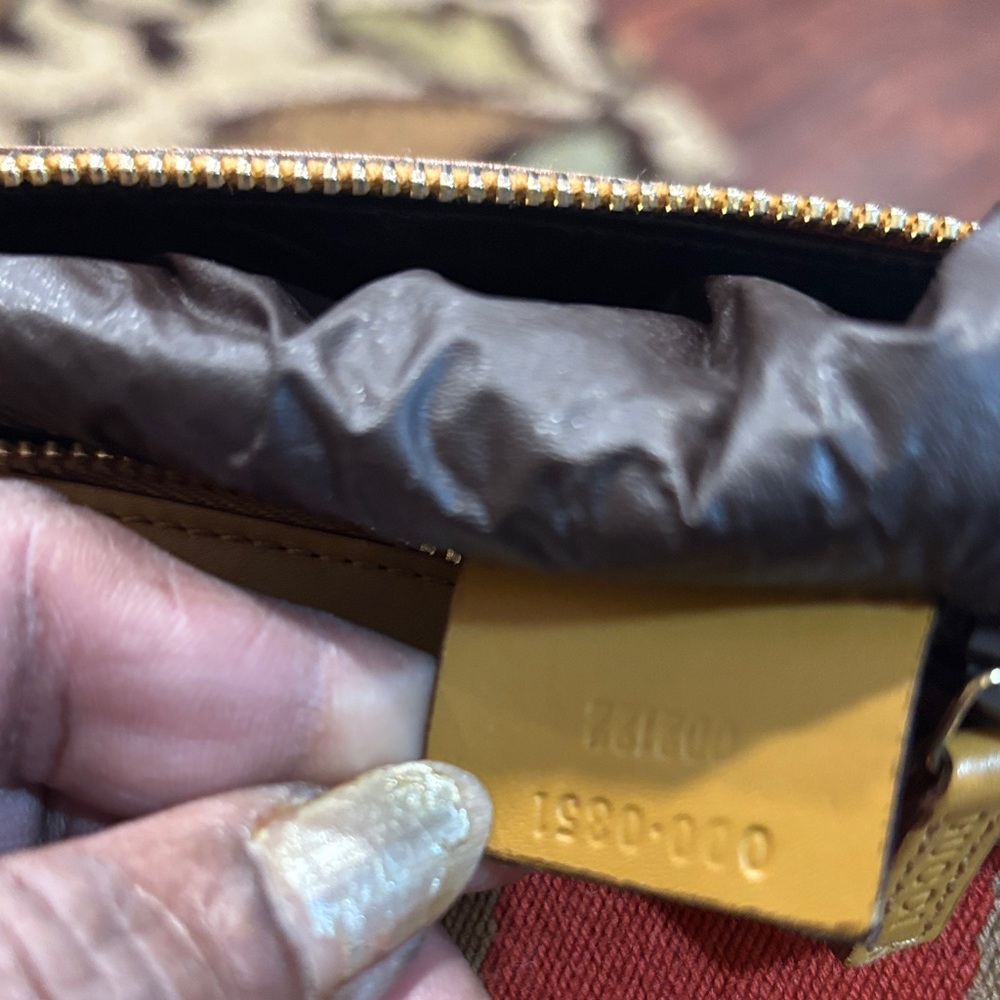 Gucci Beige and Red Stripe Satchel with Yellow Accents - Picture 7 of 14